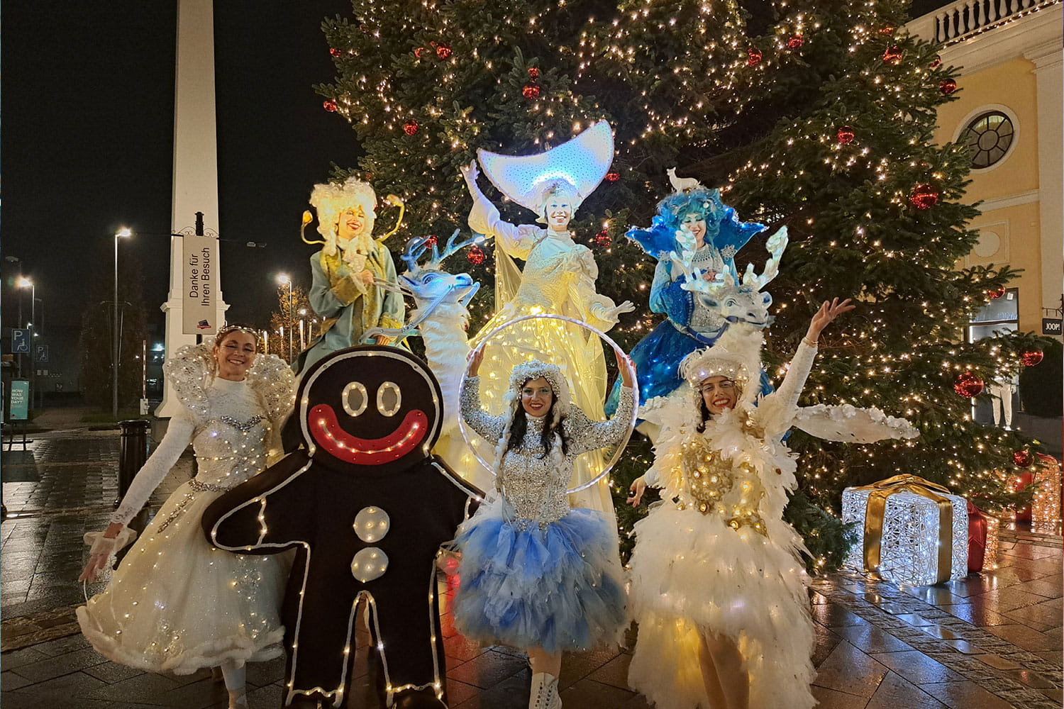 Weihnachtsparade Outlet Center Neumünster von Les Lionnes entwickelt und umgesetzt